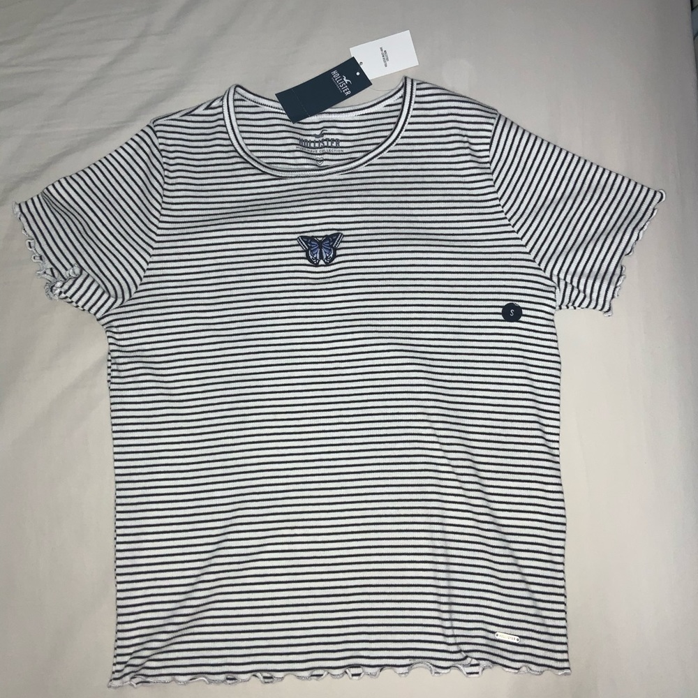 NWT Hollister baby tee size S
